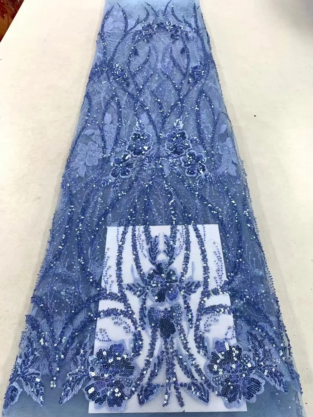 

2023 Luxurious High -End Handmade Beaded Lace Fabric France Embroidery Sequins Nigerian Bridal Mesh Lace Fabric For Sewing