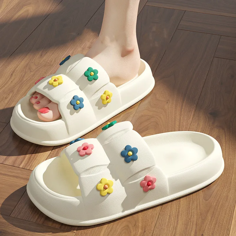 

Flower Summer Woman Slippers Solid Non-Slip Beach Sandals Graffiti Flip Flops Thick Platform Soft Bathroom Shoes Ladies Slides