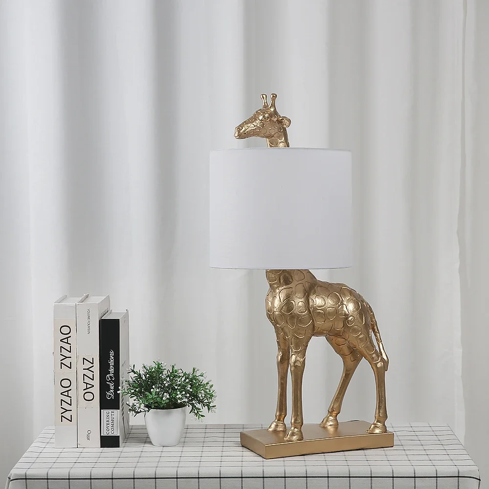 Resin Deer Giraffe Table Lamp Modern Fabric Animal Light Bedroom Study Children'room Lights LED Night Stand Fixtures