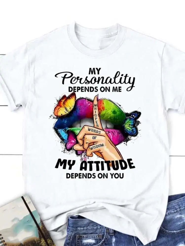 Футболка женская летняя с коротким рукавом и принтом в виде губ |