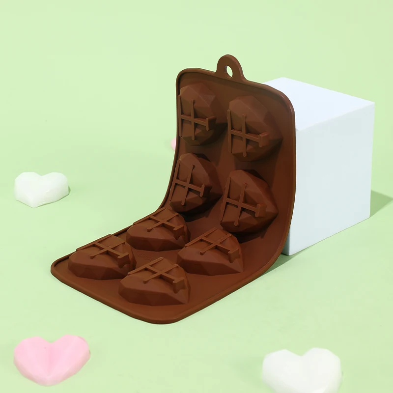 

New Heart 3D Chocolate Molds 8 CavityDiamond Love Shape Silicone Wedding Candy Baking Molds Cupcake Decorations Cake Mold