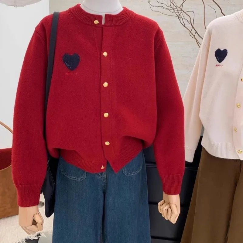 Кардиганы женские с круглым вырезом и вышивкой однобортный нежный свитер