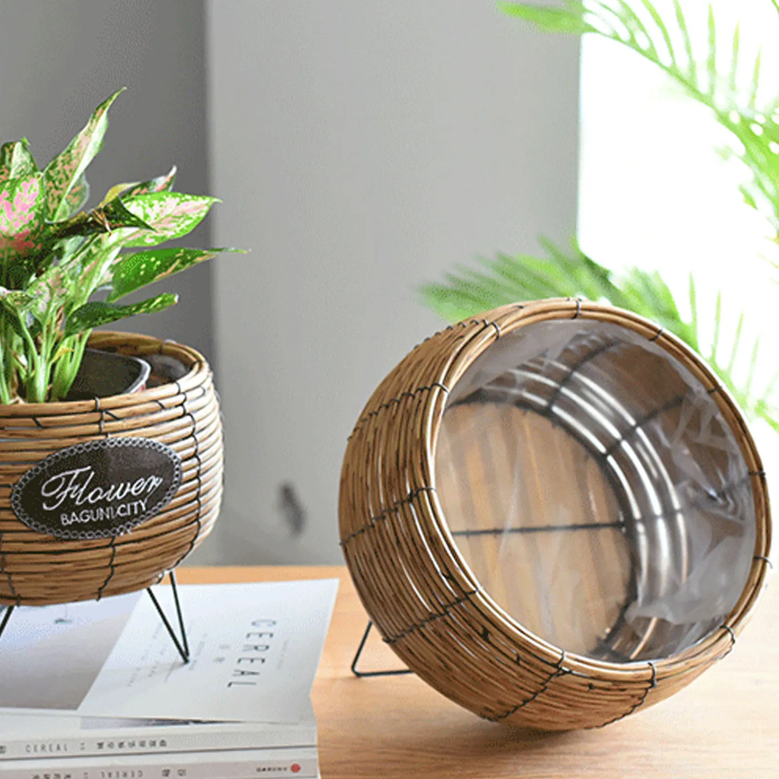 

Outdoor Indoor Planter Basket Handmade Plant Holder Flower Pot Holder Containers for Plantable Plants