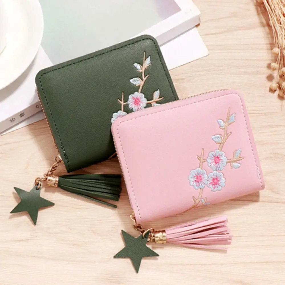 

Vintage Floral Embroidery Wallets for Women Pu Leather Coin Purse Tassel Zipper Ladies Girls Short Wallets Card Holder