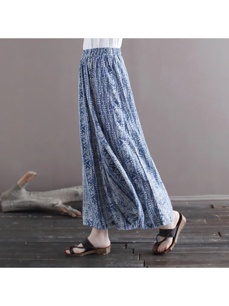 

2023 New Summer Fashion Vintage Cotton Hemp Flower Loose Elastic Waist Cropped Casual Pants for Women Blue and White Pattern
