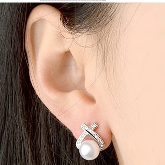 Sweet Cute Personaliyt Silver Simple Geometric Triangle Zircon Freshwater Pearl Earrings Women Christmas  Earings for Women