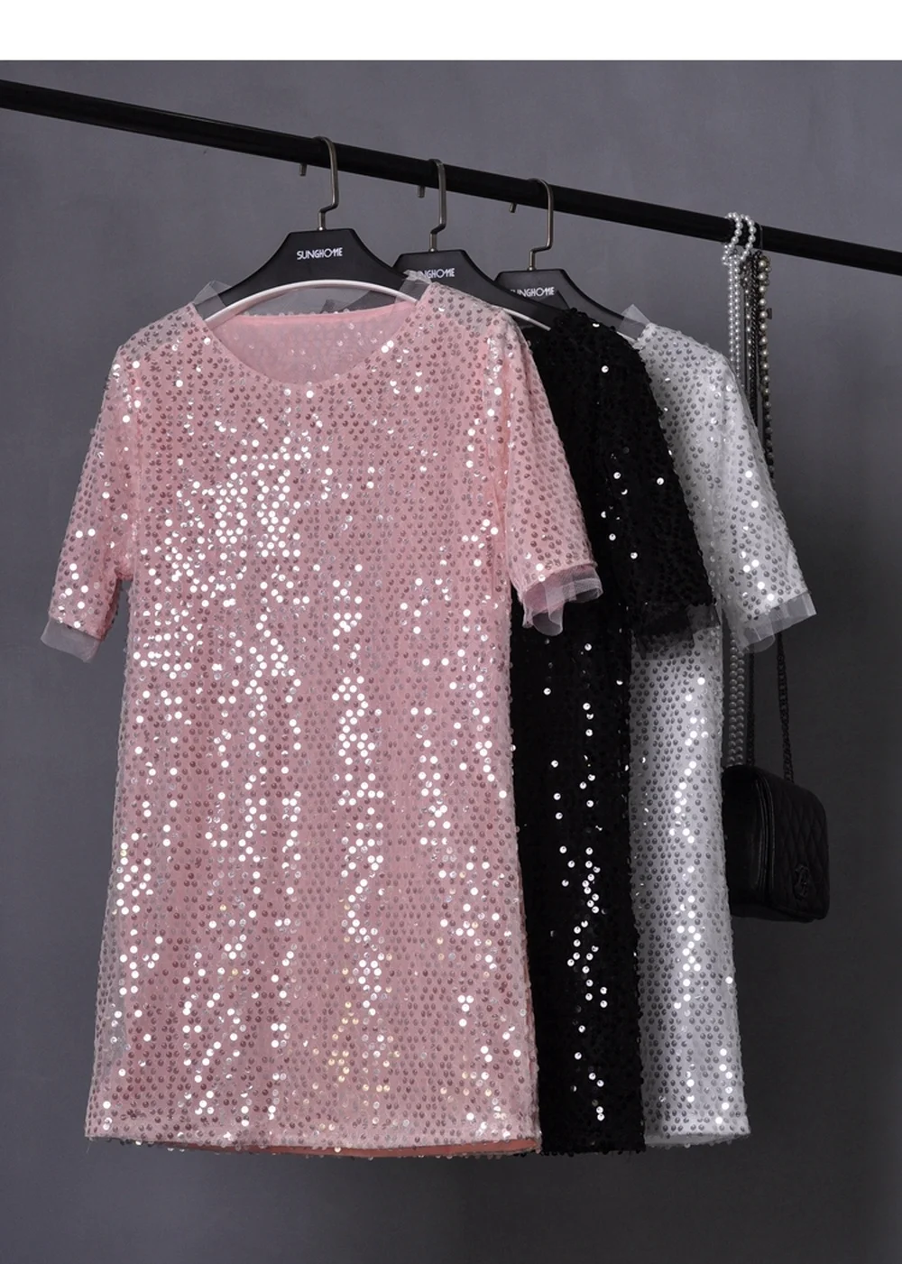 

Лето 2023, новинка, простая, темпераментная, высококачественная, свободная, расшитая блестками футболка, юбка, блестящее, большого размера, Повседневное платье для женщин