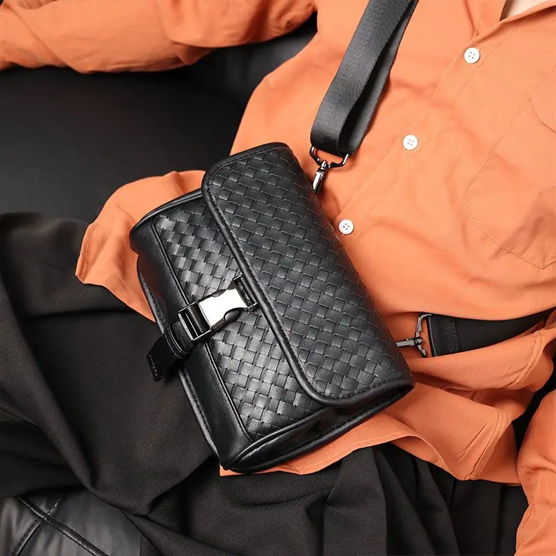 2023 New Fashion Chest Bag Small Square Bag Leather Check Pattern Shoulder Bag Street Small Shoulder Bag Mobile Phone Bag Crossb