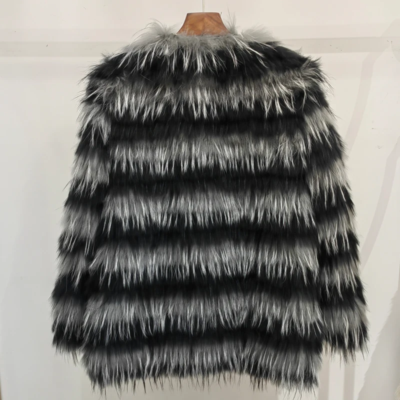 100% True Fox Fur Coat Women's Winter Stripes Light Luxury Thin V-neck True Fur Coat Length 70cm Casual Coat