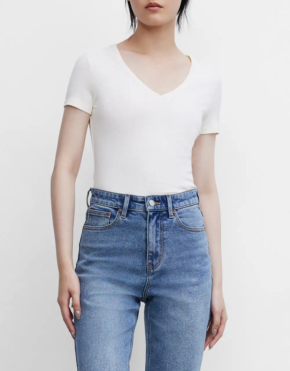 

V Neck Fitted Tee
