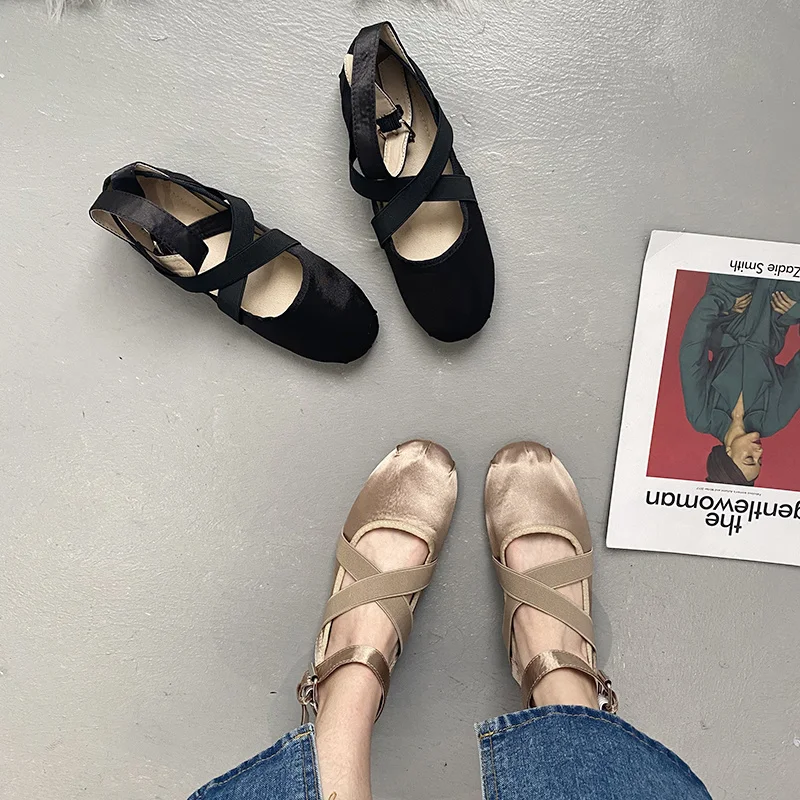 

Балетки женские классические шелковые с круглым носком, в стиле ретро