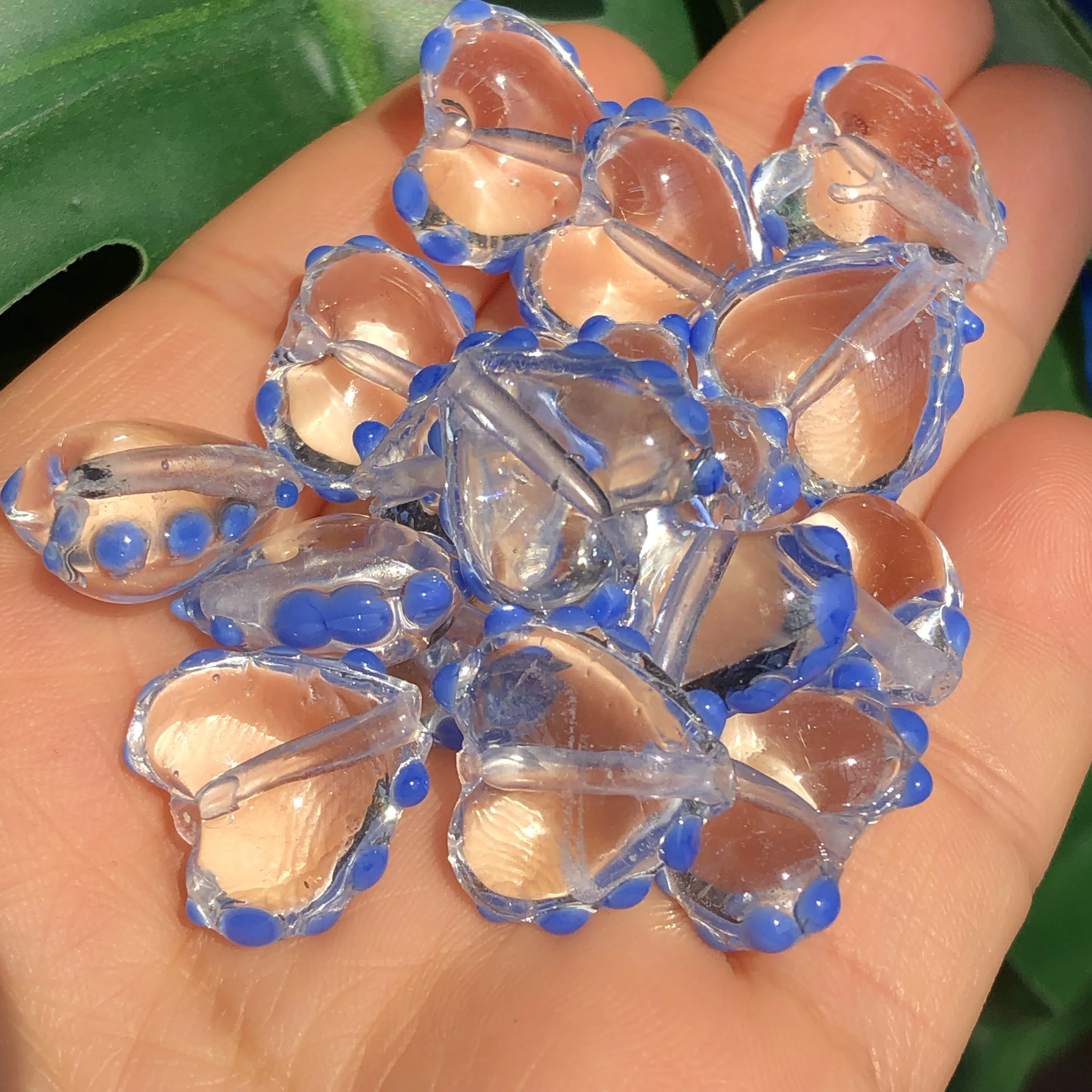 акриловые бусины прозрачные. бусины прозрачные круглые. крупные бусины прозрачные. стеклянные прозрачные бусы. бусины прозрачные граненые.