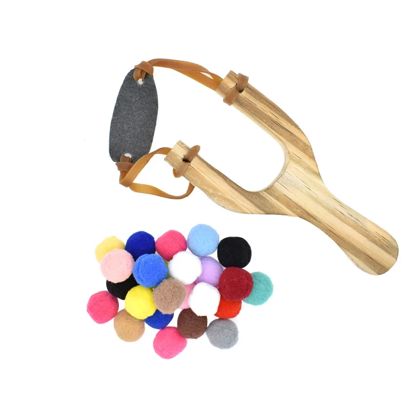 

1pc Wooden Slingshot + 20pcs Plush Balls Funny Parent-child Toy Catapult Outdoor Indoor Sports Games for Kids and Adults