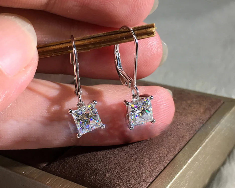 

Simple and Exquisite Quality Square Zircon Earrings European and American Style Show Face Thin Earrings Popular Ear Accessories