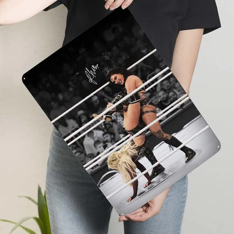 Rhea Ripley Vs Liv Morgan жестяная вывеска спортивный постер украшения для комнаты
