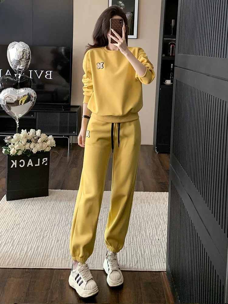 Женский костюм-свитшот весна-осень 2022 Новое поступление модный минималистичный