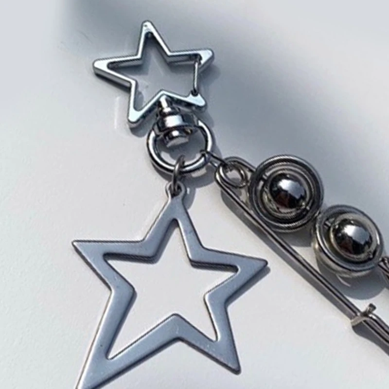 Привлекательная брошь брелок для ключей аксессуар нежный с полой звездой