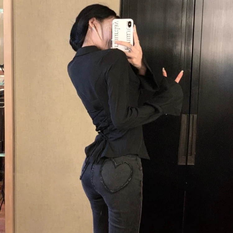 Женская блузка с отложным воротником белая приталенная рукавами-фонариками Y2k