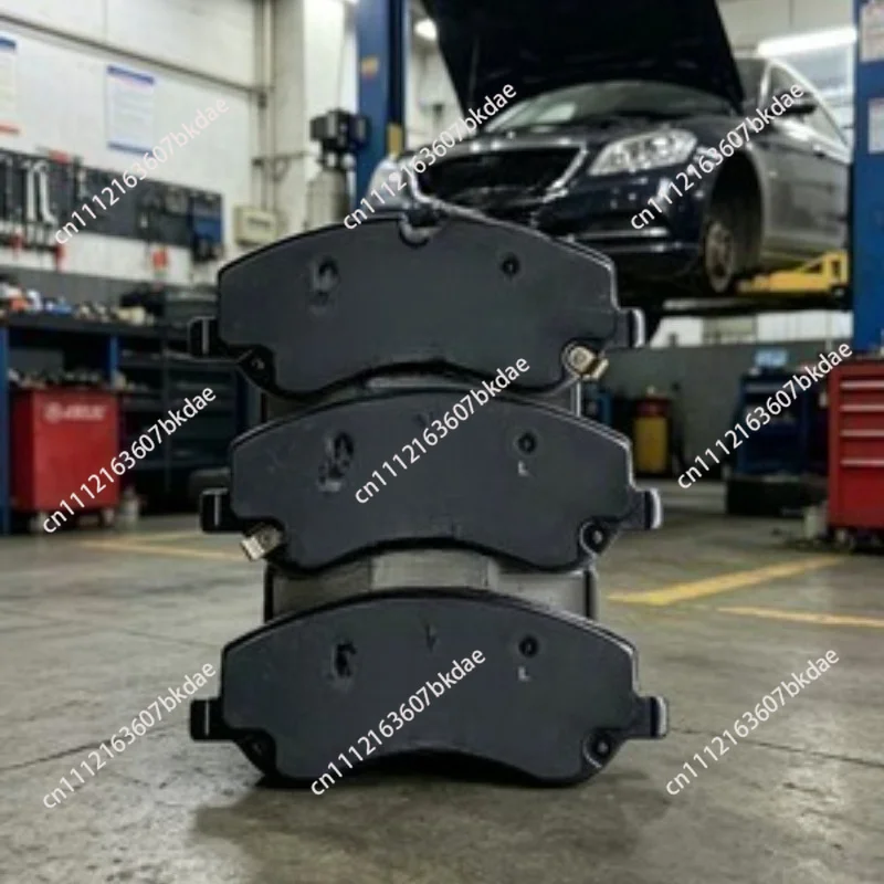 Фото Передние тормозные колодки для SAIC MAXUS V90 LDV Delivery 9, передний тормозной диск C00212539 №1