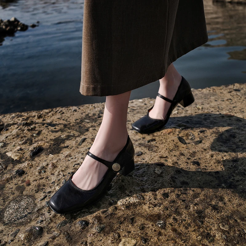 Женские туфли-лодочки во французском стиле элегантные туфли с пряжкой простые на