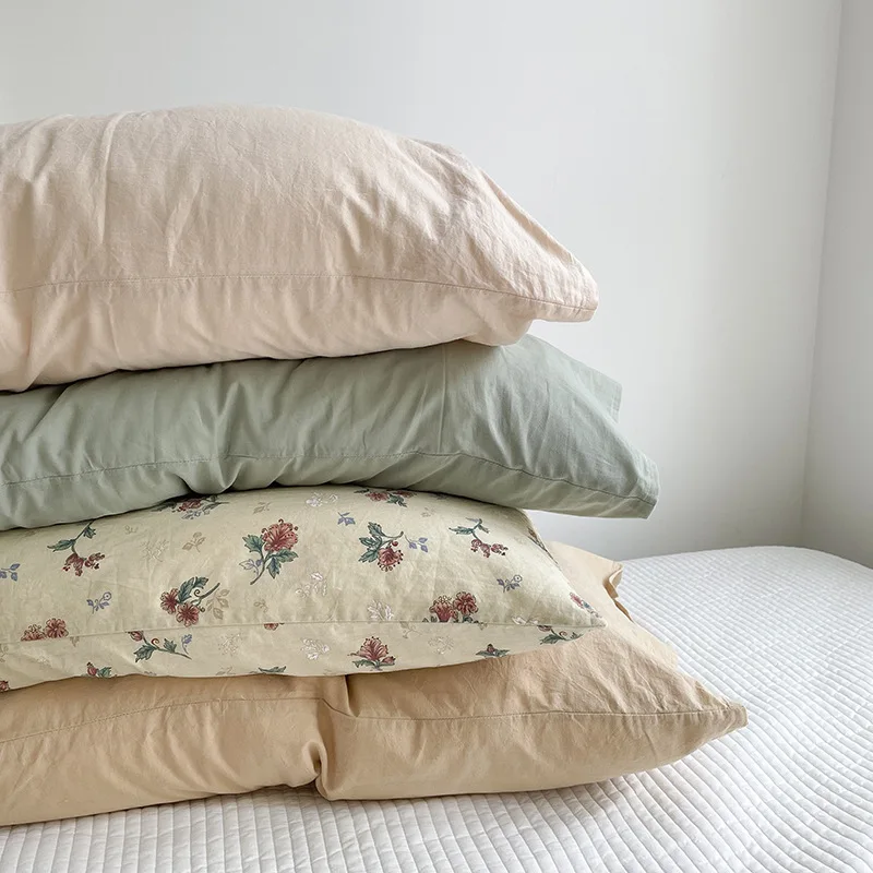 

MOMO Ins Solid Color Cotton Washed Cotton Pillowcase A Set Of Household Cotton Pillowcase Flower Single Pillow No Filling