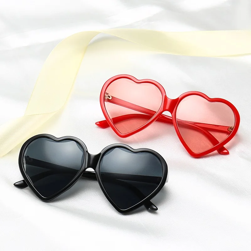 

love heart sunglasses women cat eye vintage Christmas gift black pink red heart shape sun glasses for women uv400