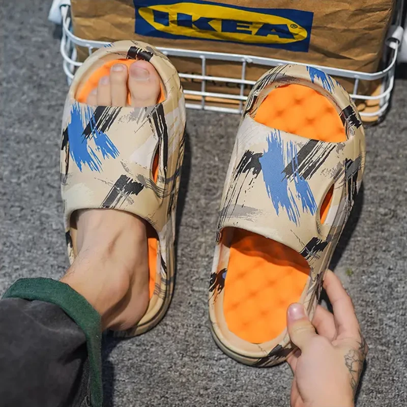 

Pefect By Men Plastic EVA Flat Slippers Anti-skid Soft Home Bathroom Comfortable Breathable Graffiti Decoration Beach Shoes