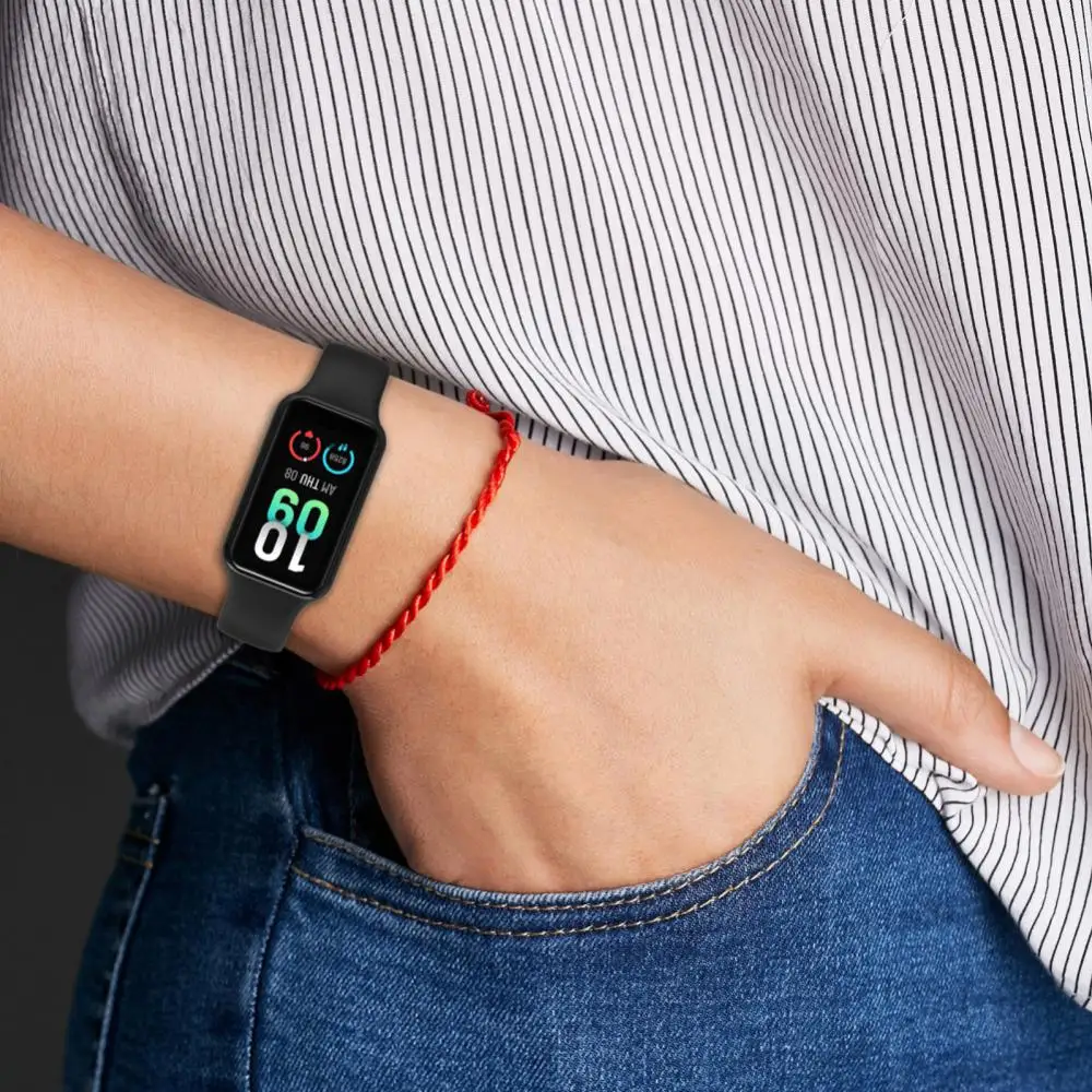 Ремешок силиконовый для Amazfit Band 7 сменный спортивный мягкий браслет спортивные