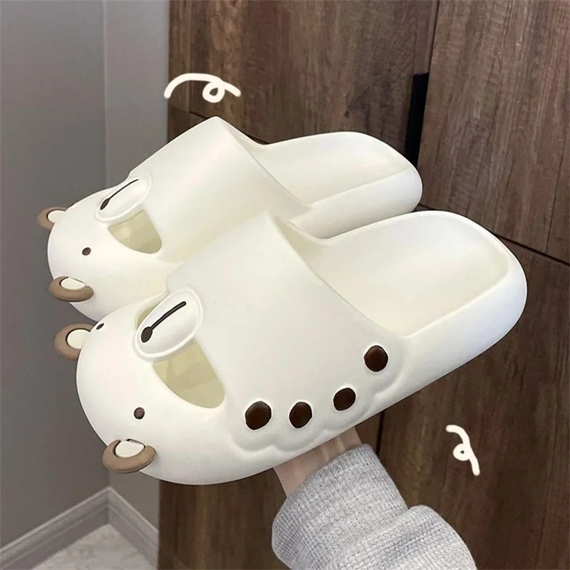 

Женские шлепанцы с мультяшным медведем, домашние сандалии на толстой подошве, защита от столкновений, уличные пляжные тапочки, лето 2023