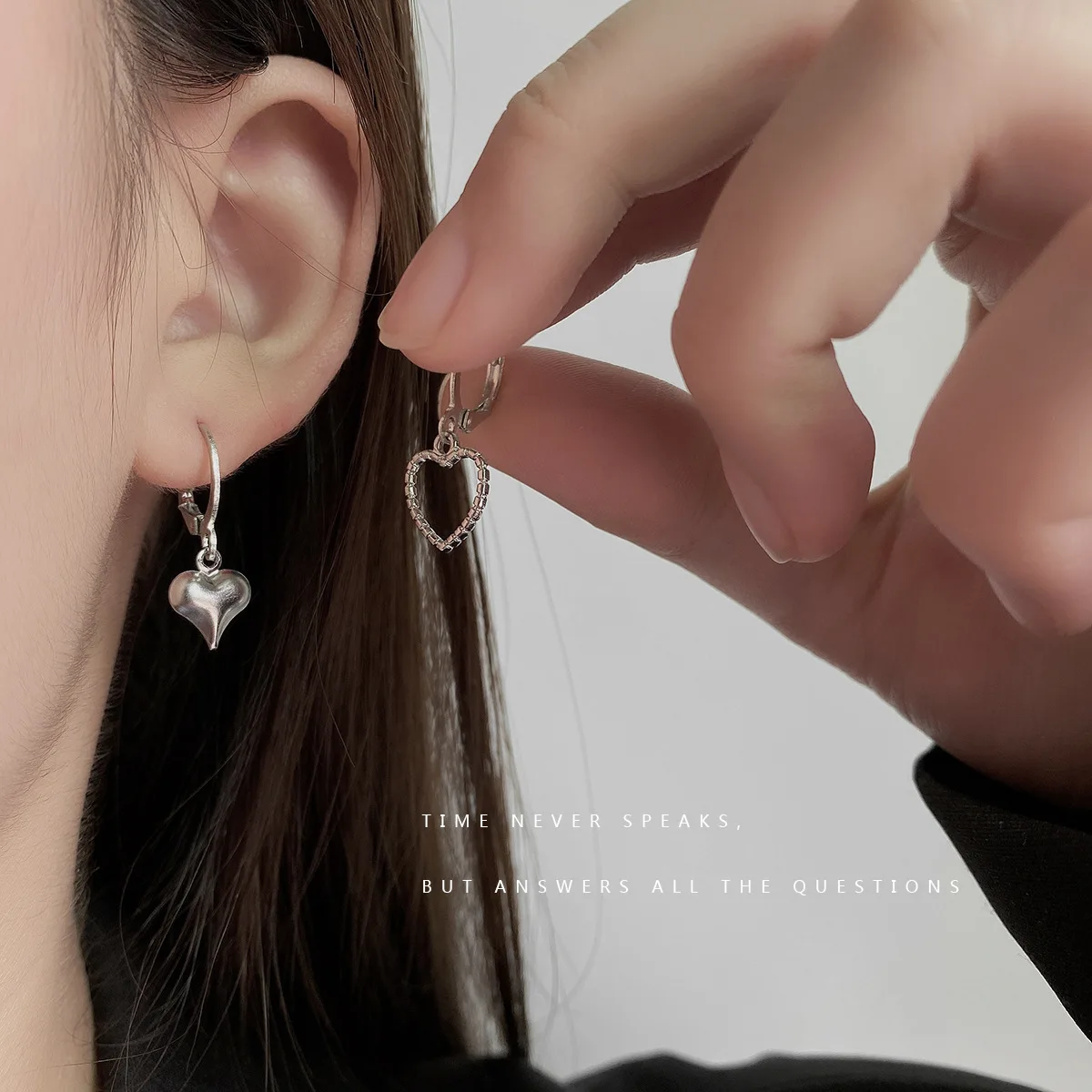 

Asymmetric Love Earrings Vintage Fashion Peach Heart Earrings Stud Earrings Silver Designer Earrings Luxury Earrings for Women