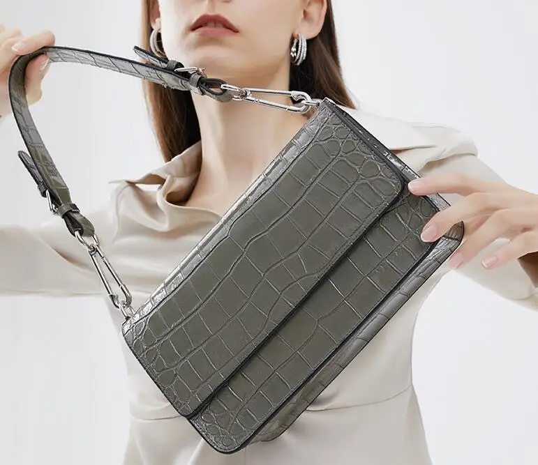 

Fashion leather light luxury brand women's bag 2023 new advanced crocodile pattern messenger bag elegant women's underarm bag