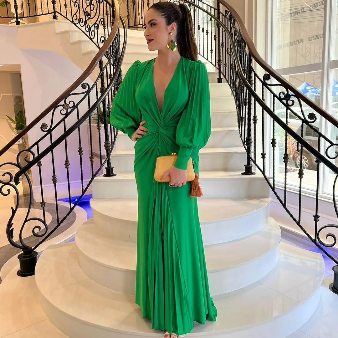 

Plunging V Neckline Sexy Dresses for Evening Party Ruched Long Sleeves Prom Dress Zipper Back Saudi Arabia Women Wear Vestidos