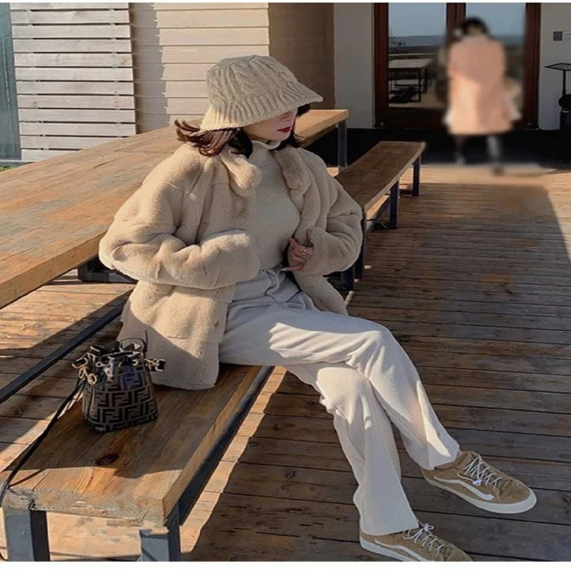 Winter 2023 Soft Furry Overcoat New Women Faux Fur Coats Gradient Mink Turn-down Collar Stripe Clothes Warm Thicken Long Jacket