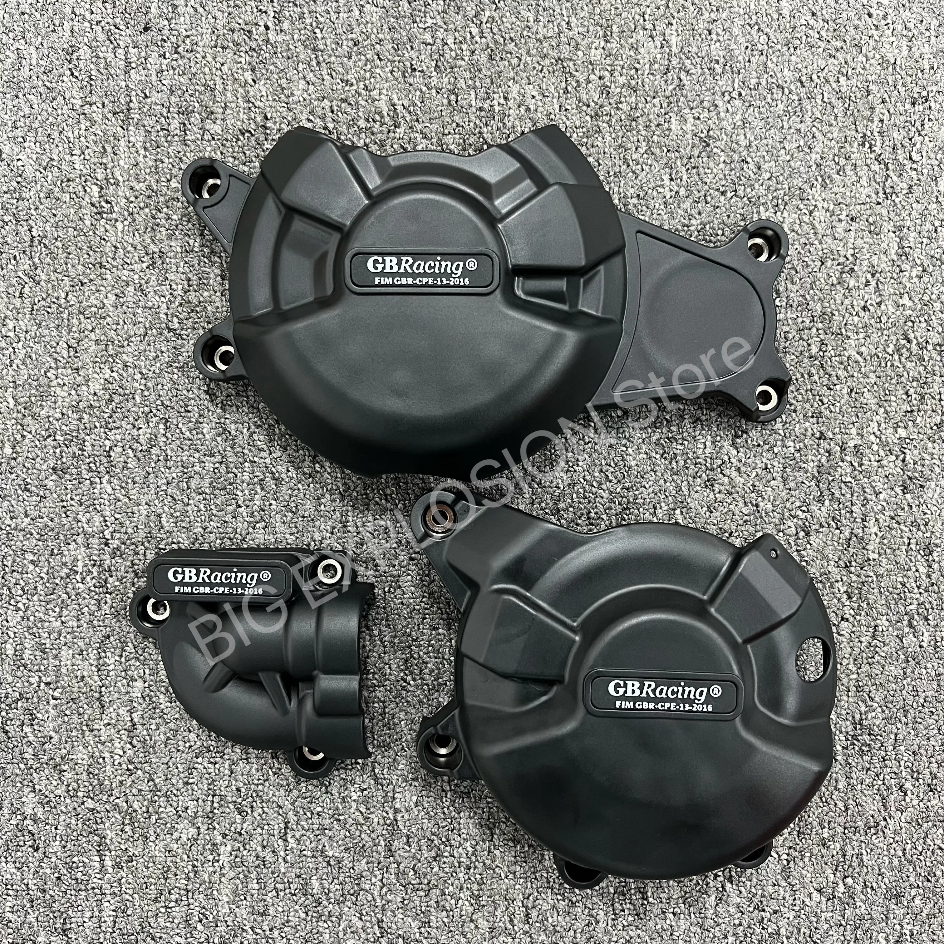 

FOR YAMAHA YZF-R7 R7 2022 Engine Protective Cover