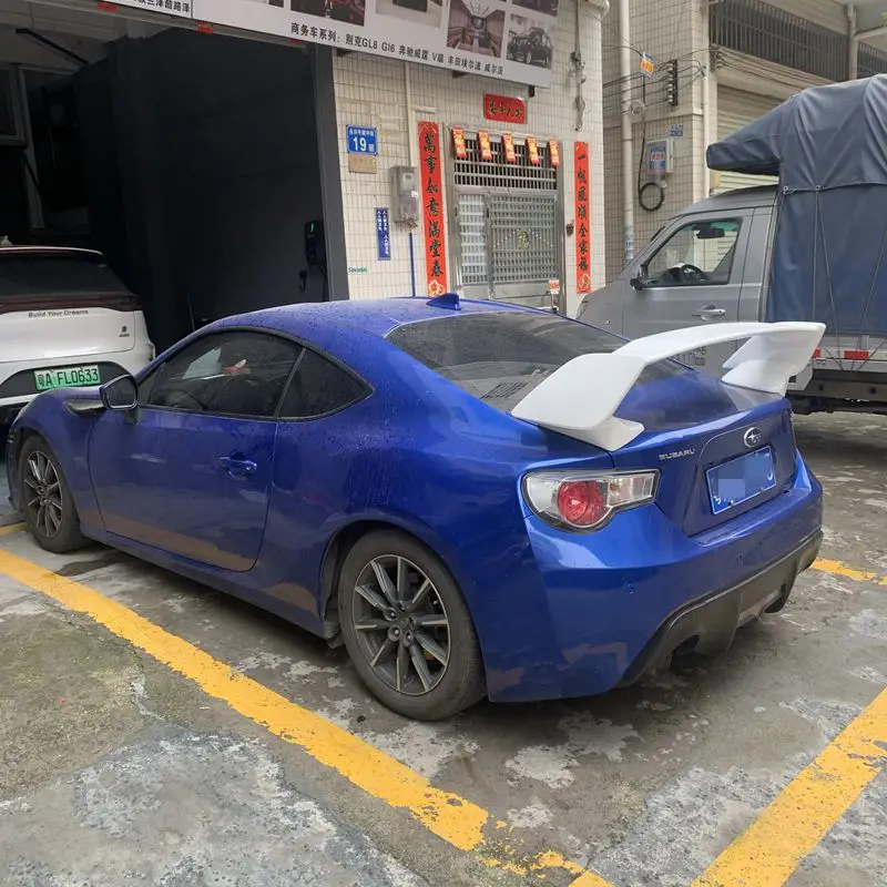 Материал ABS несколько цветов углеродное волокно черный белый цвет спойлер в