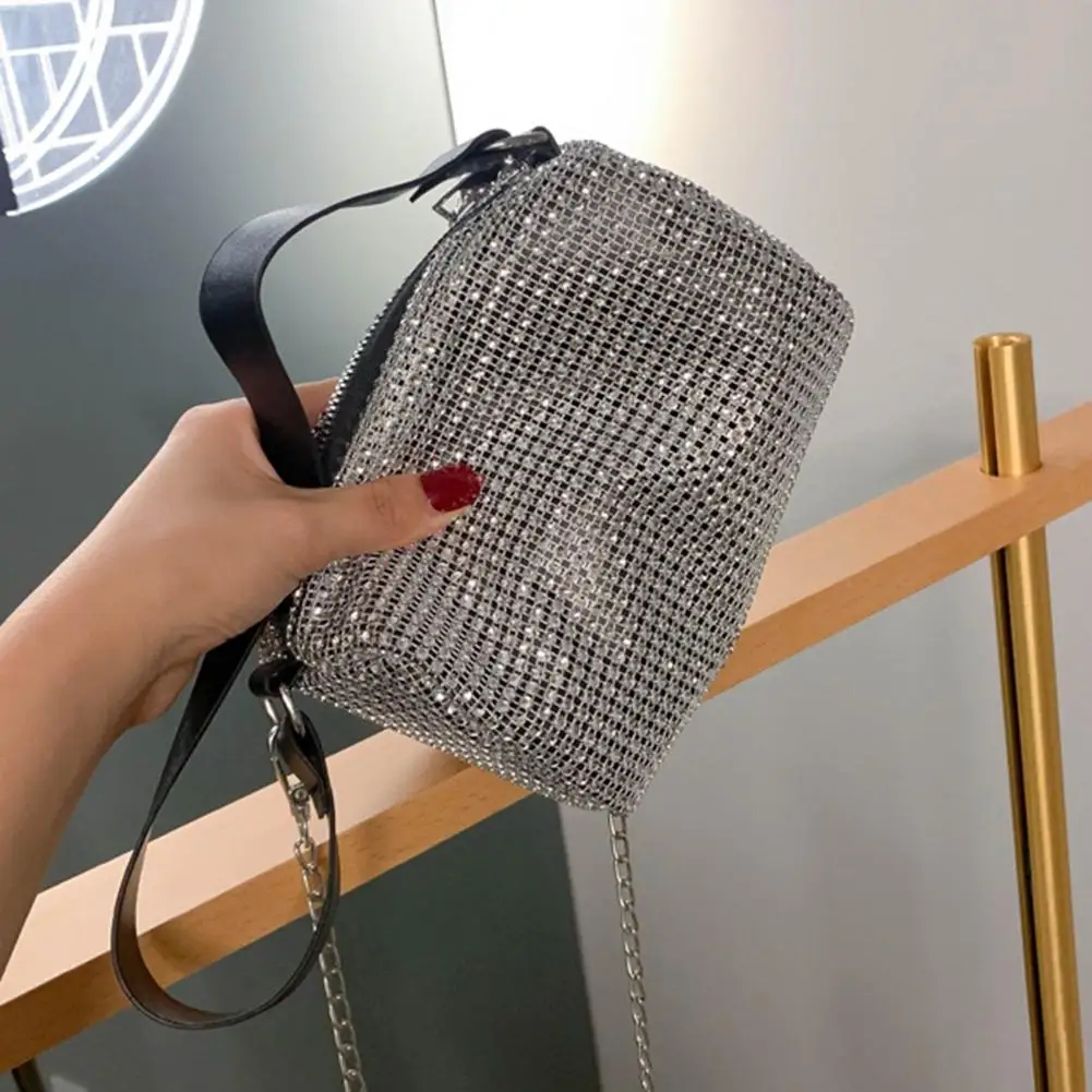 

2023 New Shoulder Bag Water Diamond Shiny Chain Strap Crossbody Bag Bright Diamond Underarm Bag Women's Fashion Handbag Party