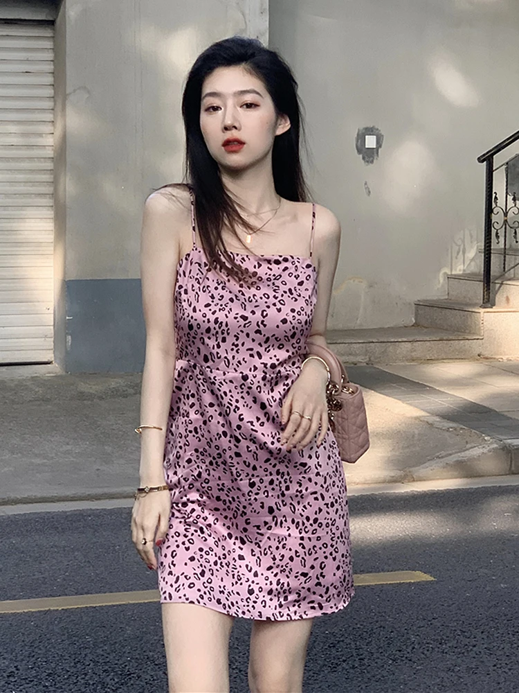 

Женское платье на бретельках, с кружевом, в стиле пэчворк