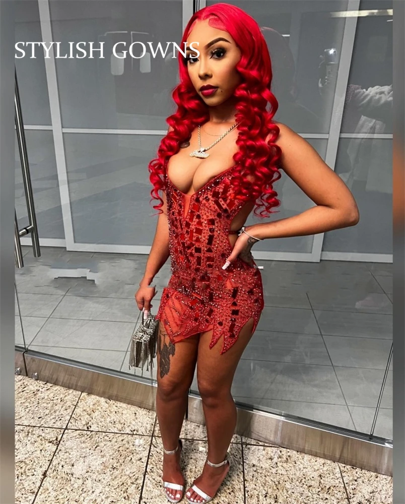 

Red Crystal Short Prom Dresses Halter Beading Party Gowns Fitted Women Birthday Dress Black Girls Vestidos De Graduación
