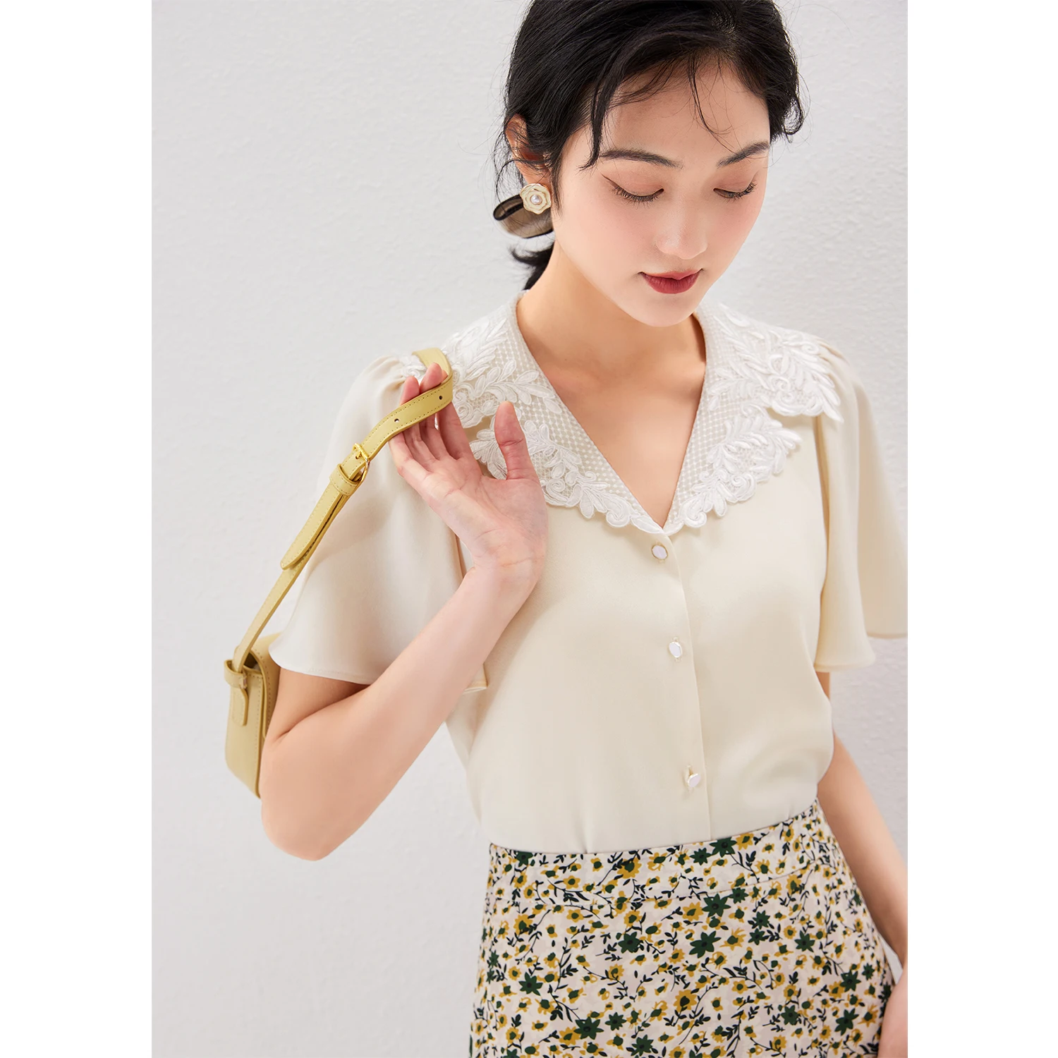 

SHUCHAN Women Tops Polyester Acetate Casual Shirts Single Breasted Blouses for Women Fashion Blusas De Chifon Elegantes