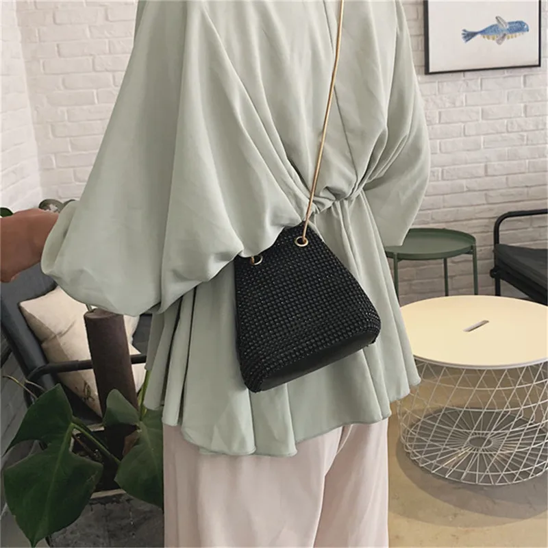 

Women Black Crossbody Bag Shoulder Bag Bright Luxury Diamond Chain Clutch Diamonds Rhinestone Bag Ladies Purse Handbags