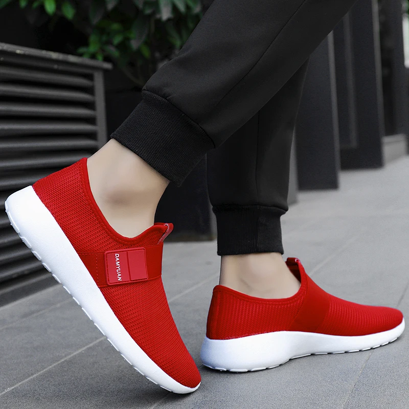Damyuan Light Slip-on Running Shoes Breathable Casual Men's Sports Shoes Fashion Large Size Outdoor Gym Jogging Men's Sneakers
