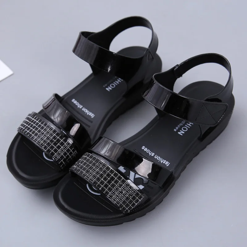 Women's Sandals Fashion Flat Non Slip Versatile Sandals Soft Soles 2022 Summer Shoes Patent Rhinestone Comfortable Sandals Women