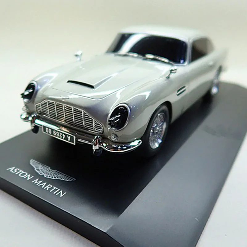 Коллекционная модель автомобиля Aston Martin DB5 из сплава под давлением в масштабе 1/18 |