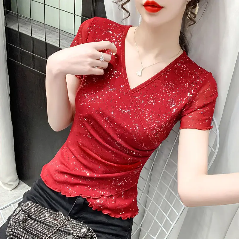 Женская футболка с коротким рукавом и V-образным вырезом