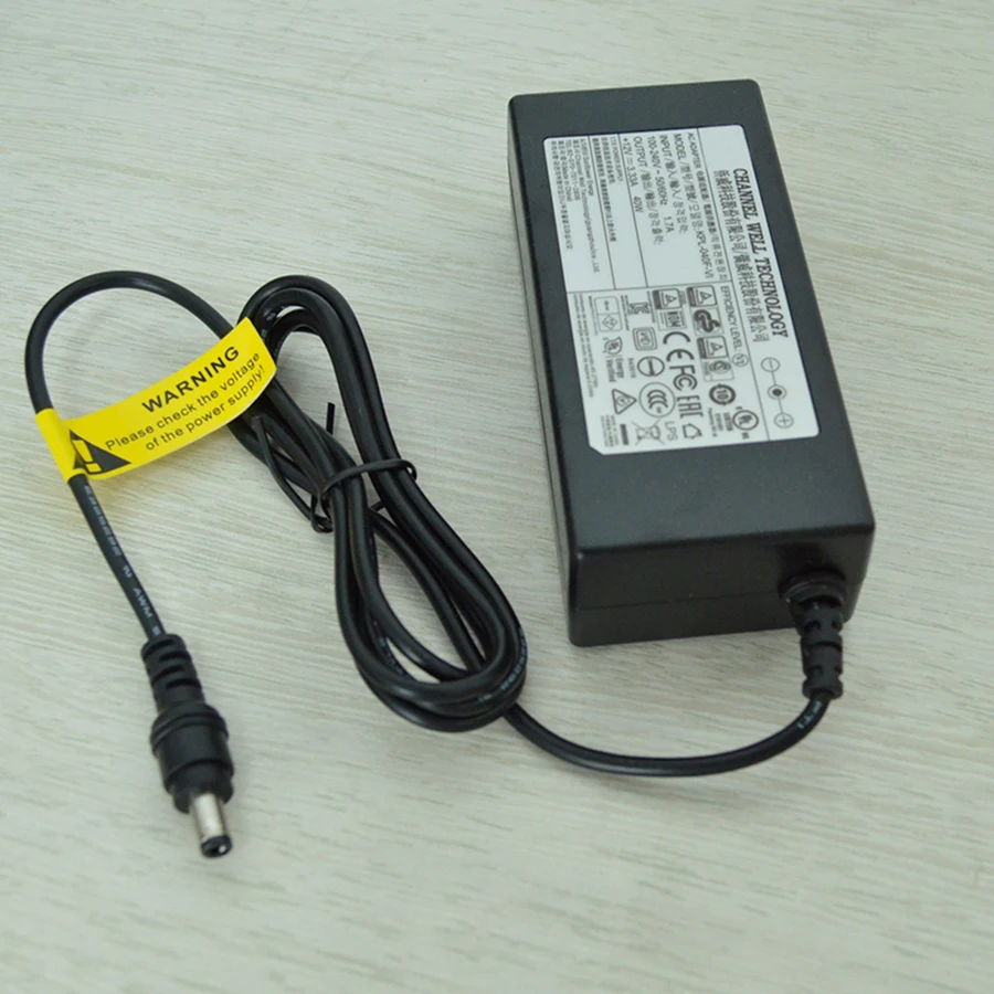 Оригинал для видеорегистратора 7808HGH 7816HGH адаптер питания KPL-040F-VI 12V3.33A быстрая доставка. (art.: 3920bbb7fe501) - 3920bbb7fe501