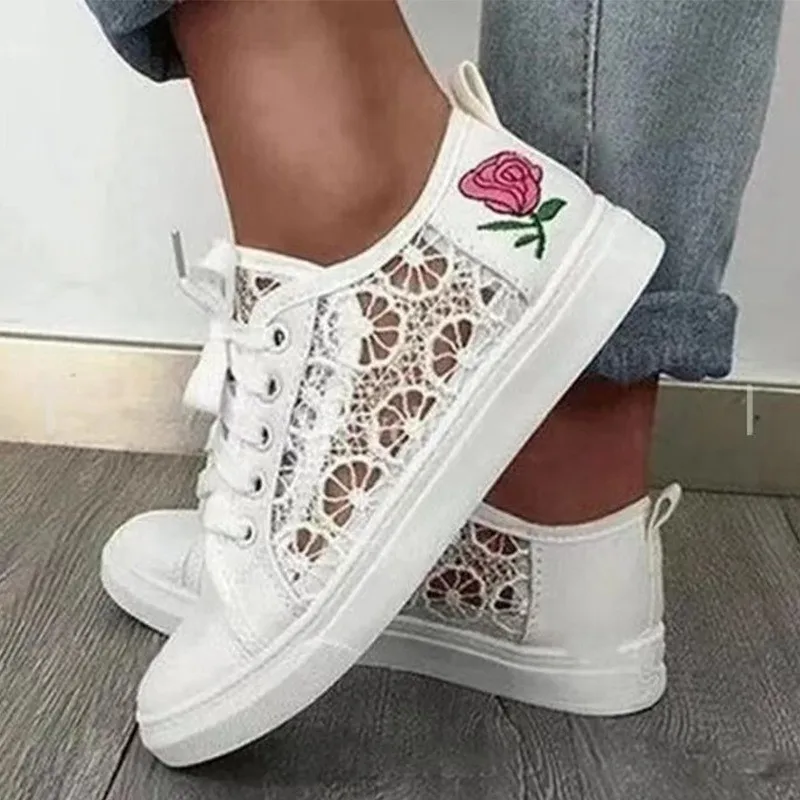 2022 NEW Summer Casual White Shoes Cutouts Lace Canvas Hollow Breathable Platform Flat Shoes Woman Sneakers Women Shoes