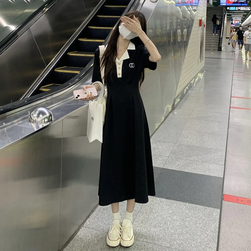 

Chic mid length dress women's summer 2022 new waist slim celebrity design style contrast color short sleeved skirt