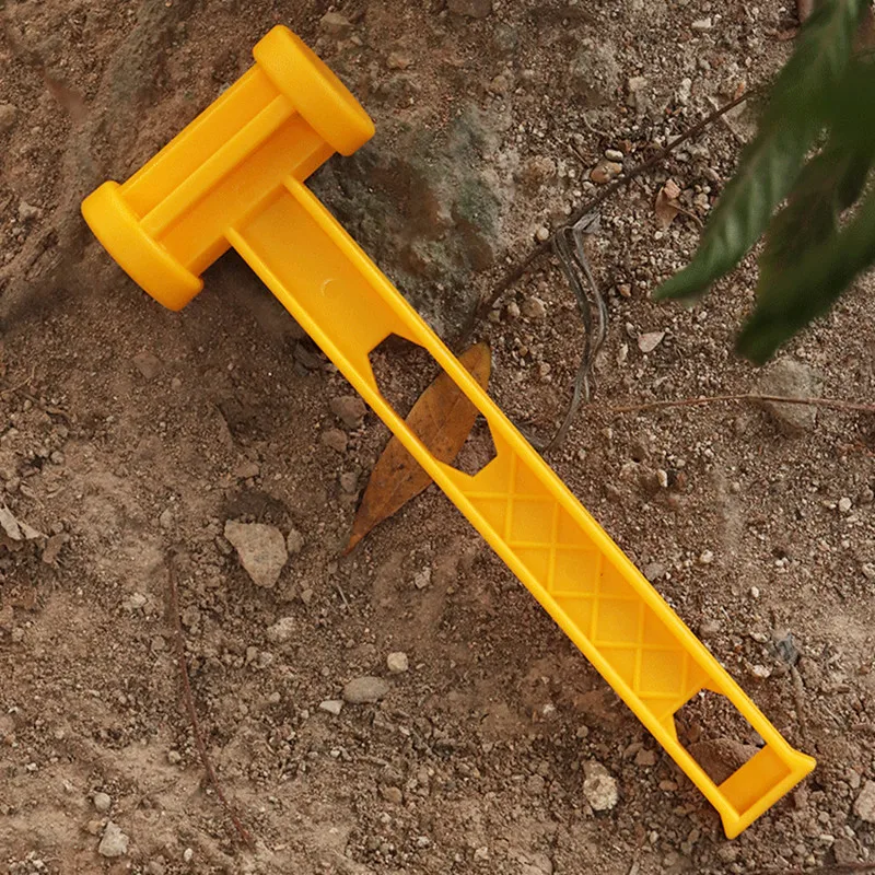 

Plastic Camping Hammer Tent Caravan Safety Hammer with Nail Puller Ground Hammer Tent Nail Hammer Camping Accessories