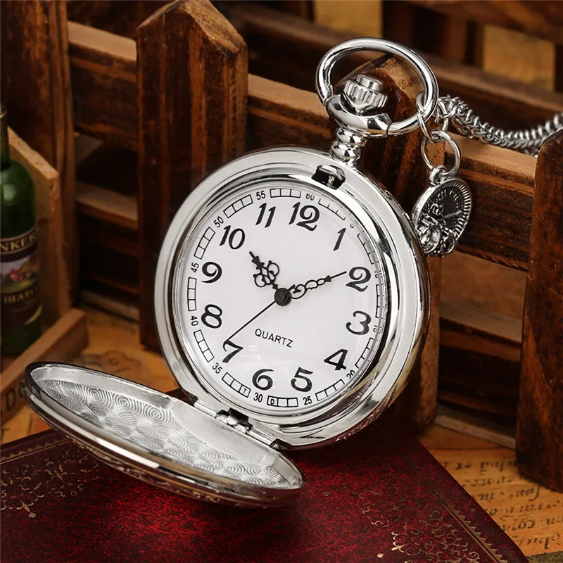 Аналоговые кварцевые карманные часы с серебряной резьбой и римскими цифрами в античном стиле с аксессуаром для мужчин и женщин цепочка-оже...