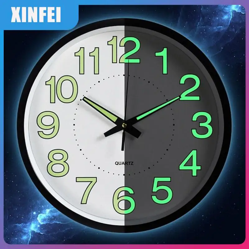 

Hanging Quartz Clock 30.5x30.5x4.3cm Wall Clock Multifunctional Creative Simple Clock Household Tools Luminous Digital Silent